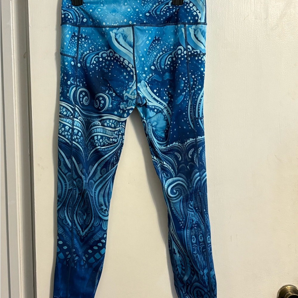Constantly Varied Gear FL - Ocean Blue Patterned Leggings